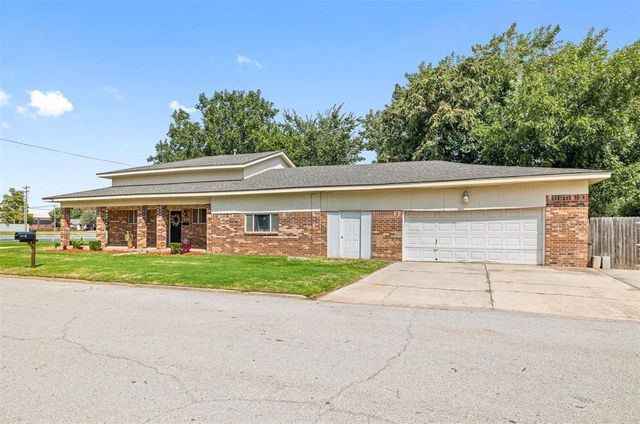 400 N Choctaw Avenue, El Reno, OK 73036