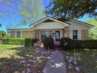 508 Whippoorwill Ave., Henderson, TX 75652
