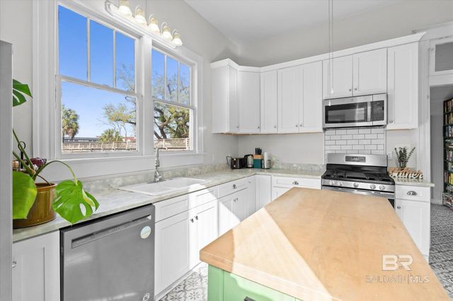 1508 Dauphin Street, Mobile, AL 36604