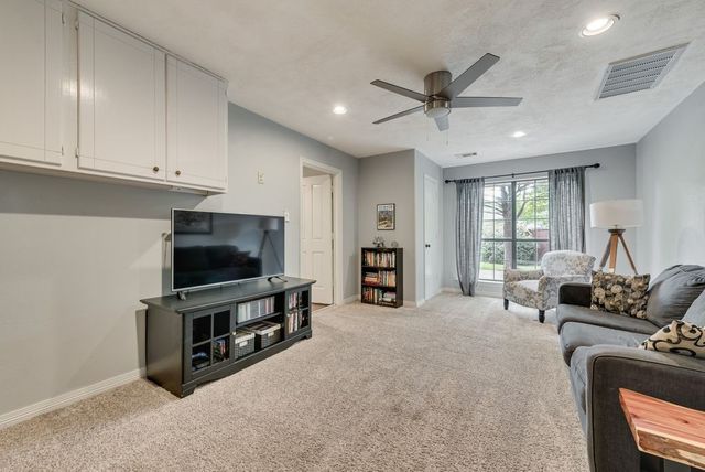 848 Nueces Trail, Midlothian, TX 76065