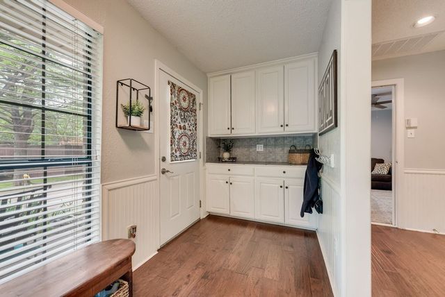 848 Nueces Trail, Midlothian, TX 76065