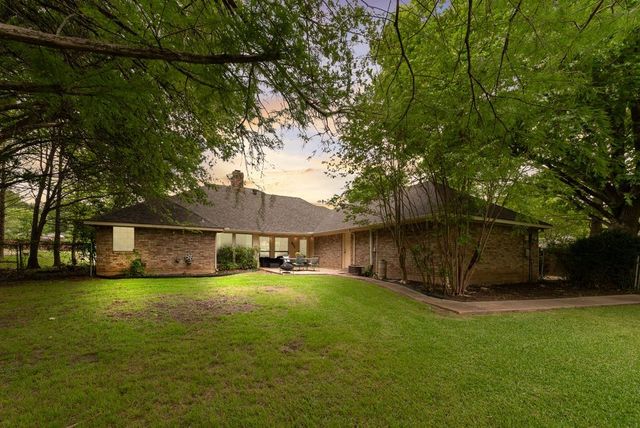 848 Nueces Trail, Midlothian, TX 76065