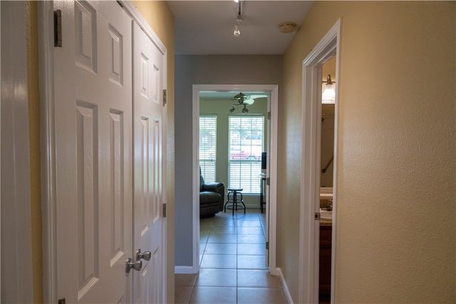 2562 Big Oak Lane, Ingleside, TX 78362