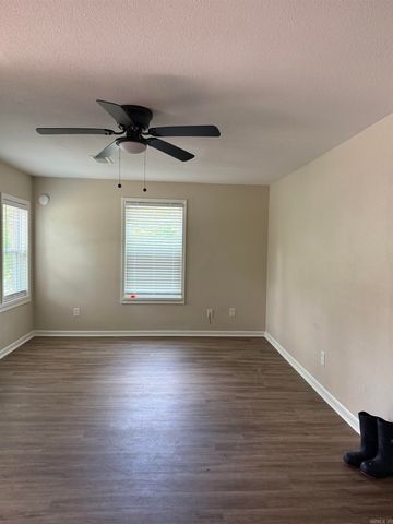 2501 S Pine Street, Little Rock, AR 72204