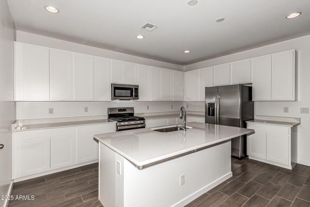 40484 W RIO GRANDE Drive, Maricopa, AZ 85138