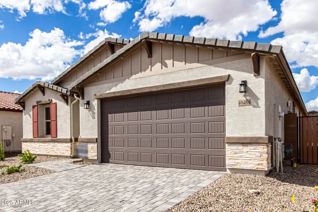 40484 W RIO GRANDE Drive, Maricopa, AZ 85138