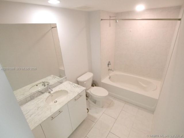 951 Brickell Ave 2608, Miami, FL 33131
