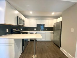 935 La Posada DR 141, Austin, TX 78752