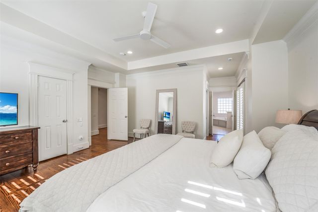 1022 Arlington Street, Houston, TX 77008