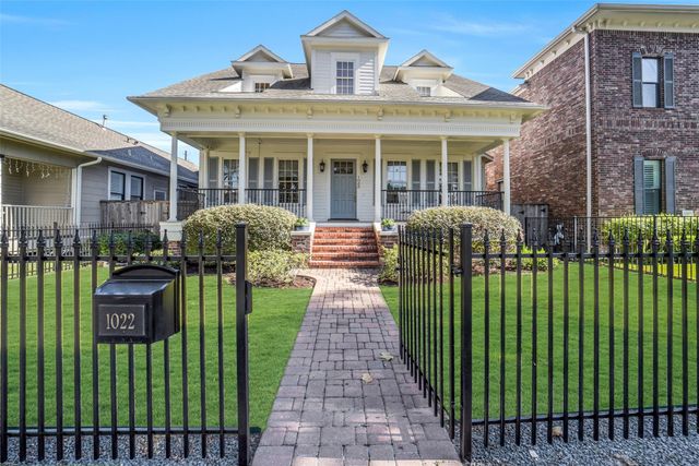 1022 Arlington Street, Houston, TX 77008
