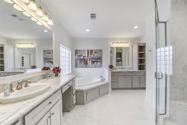 1022 Arlington Street, Houston, TX 77008