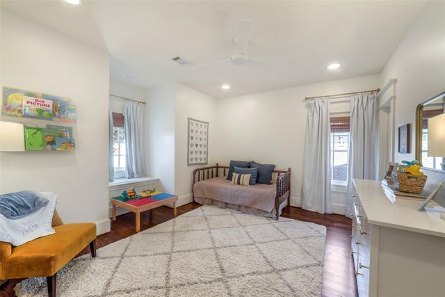 1022 Arlington Street, Houston, TX 77008