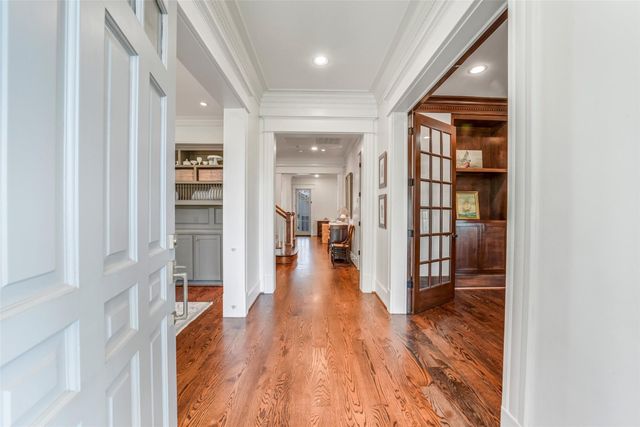 1022 Arlington Street, Houston, TX 77008