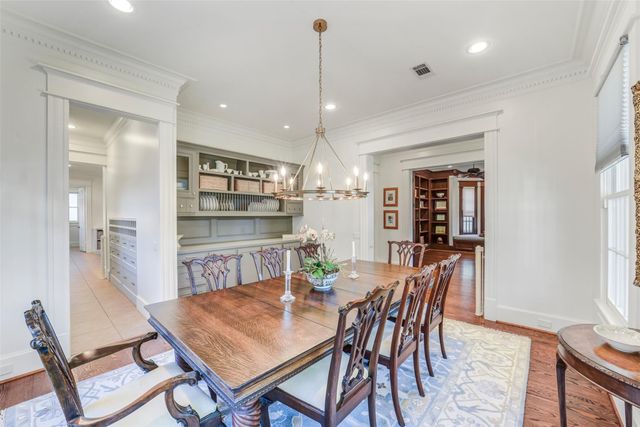 1022 Arlington Street, Houston, TX 77008