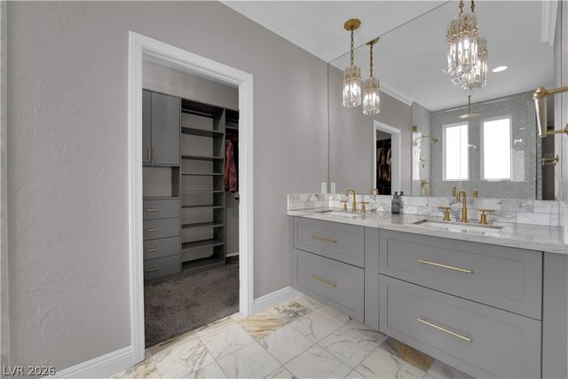 5401 Alden Glen Drive, Las Vegas, NV 89135