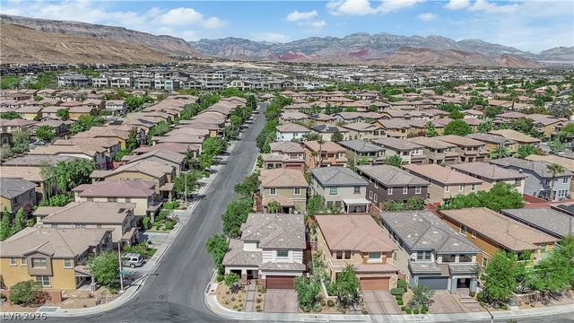 5401 Alden Glen Drive, Las Vegas, NV 89135