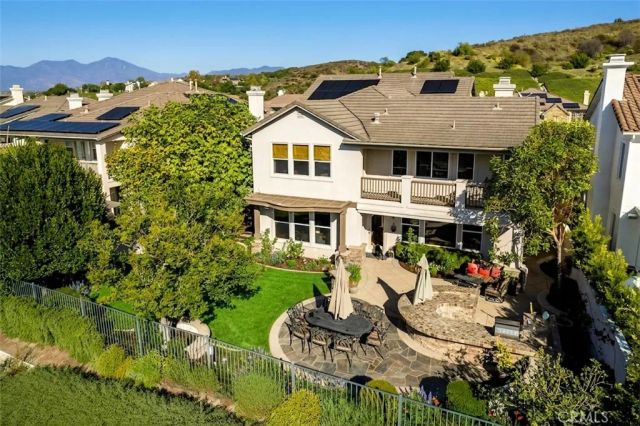 27 Running Brook Dr, Coto De Caza, CA 92679