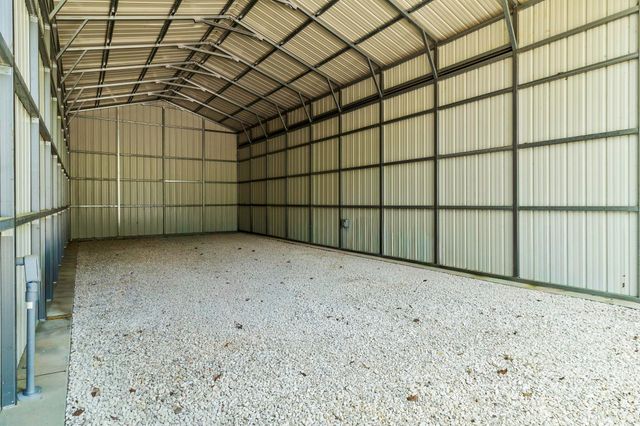 21 Red Oak Circle, Point Blank, TX 77364