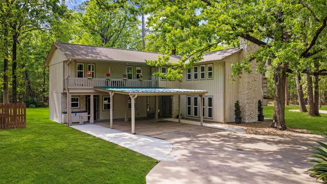 21 Red Oak Circle, Point Blank, TX 77364