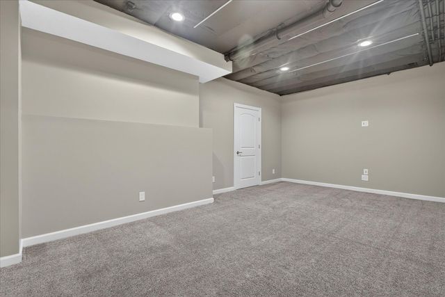 69914 Roy Drive, Edwardsburg, MI 49112