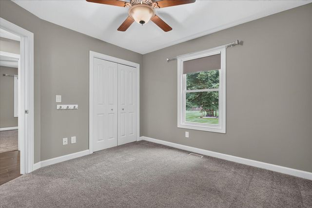 69914 Roy Drive, Edwardsburg, MI 49112