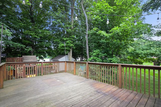 69914 Roy Drive, Edwardsburg, MI 49112