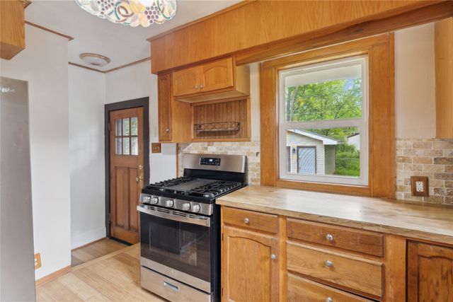 1439 46th Street, Des Moines, IA 50311