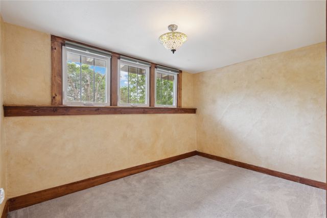 1439 46th Street, Des Moines, IA 50311
