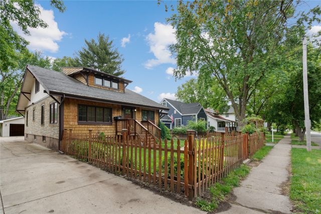 1439 46th Street, Des Moines, IA 50311