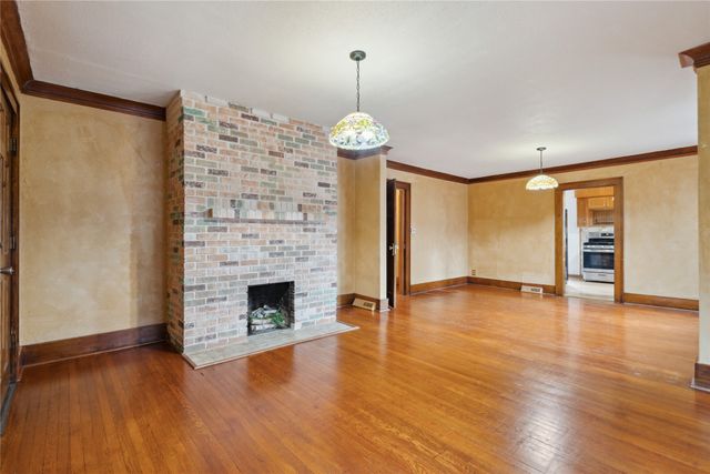 1439 46th Street, Des Moines, IA 50311