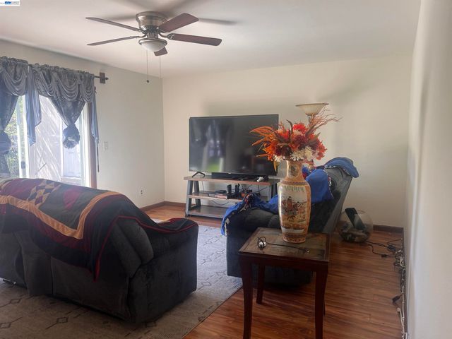 4820 MCNARY COURT, Modesto, CA 95357