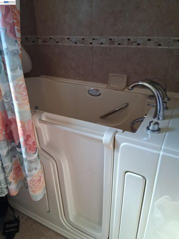 4820 MCNARY COURT, Modesto, CA 95357