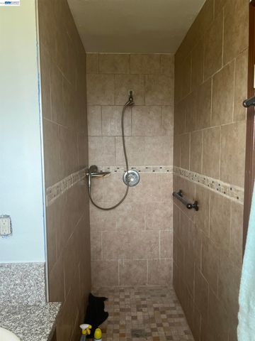 4820 MCNARY COURT, Modesto, CA 95357