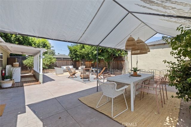 6700 Gloria Avenue, Van Nuys, CA 91406