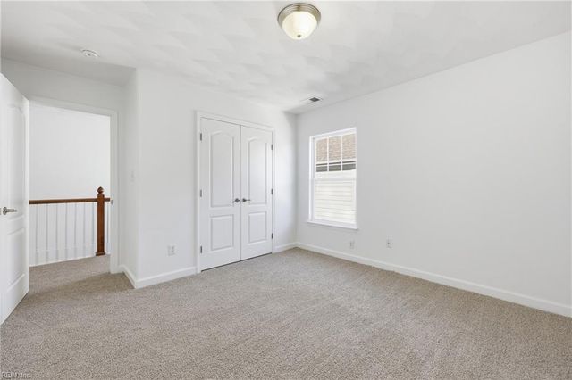 3 Rockingham DR, Hampton, VA 23669