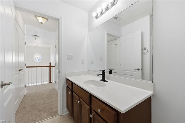 3 Rockingham DR, Hampton, VA 23669