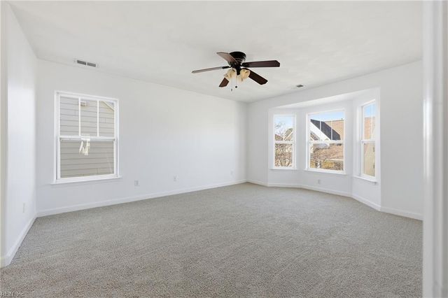 3 Rockingham DR, Hampton, VA 23669