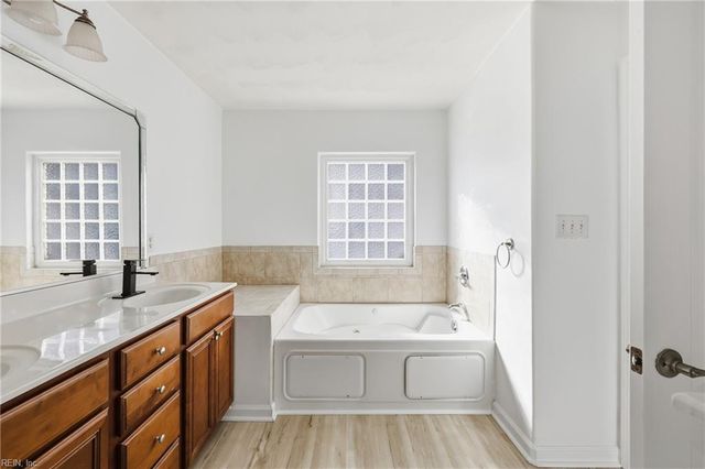 3 Rockingham DR, Hampton, VA 23669