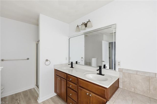 3 Rockingham DR, Hampton, VA 23669