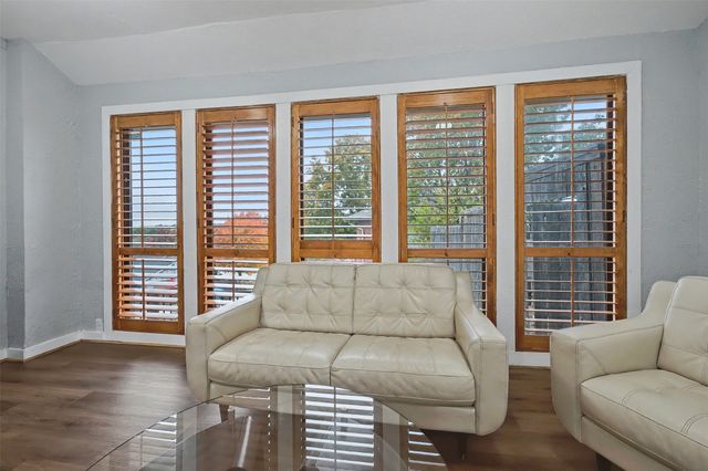 2711 Spyglass Drive, Carrollton, TX 75007