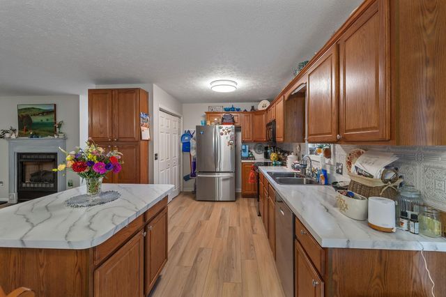 567 BASSWOOD LN, Mt Jackson, VA 22842