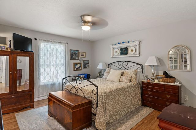 567 BASSWOOD LN, Mt Jackson, VA 22842