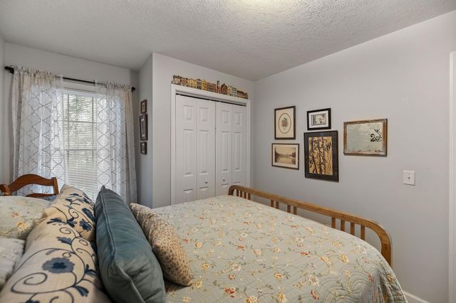 567 BASSWOOD LN, Mt Jackson, VA 22842