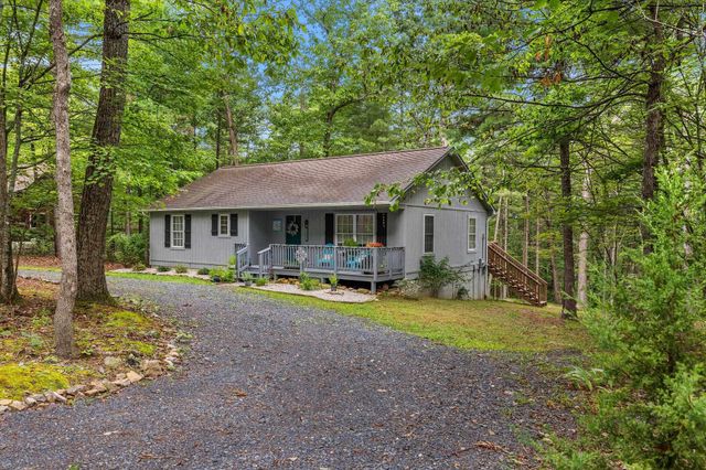 567 BASSWOOD LN, Mt Jackson, VA 22842