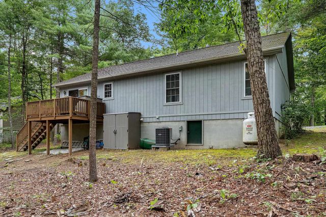 567 BASSWOOD LN, Mt Jackson, VA 22842
