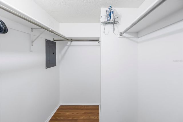 4715 BAY STREET NE 227, St Petersburg, FL 33703