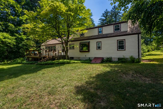 20 Laurel Drive, Simsbury, CT 06070