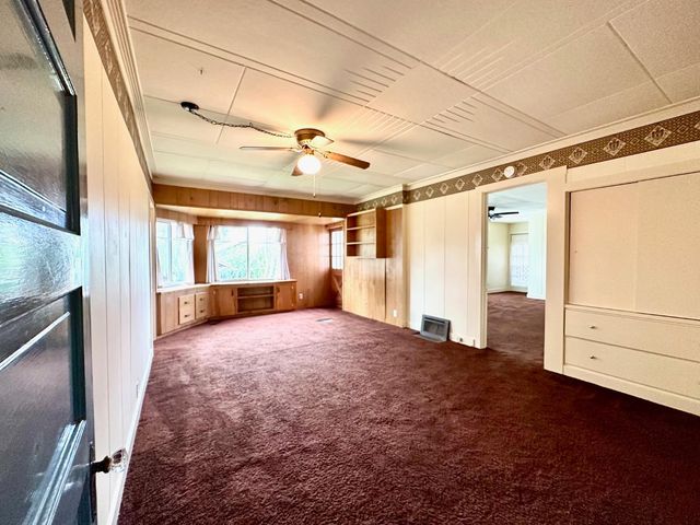 1301 N Douty Street, Hanford, CA 93230