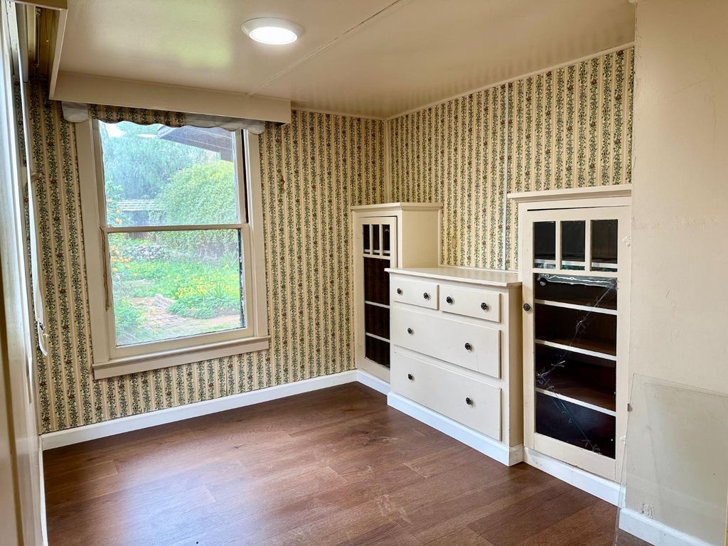 Image 39 of property listing at 1301 N Douty Street, Hanford, CA 93230