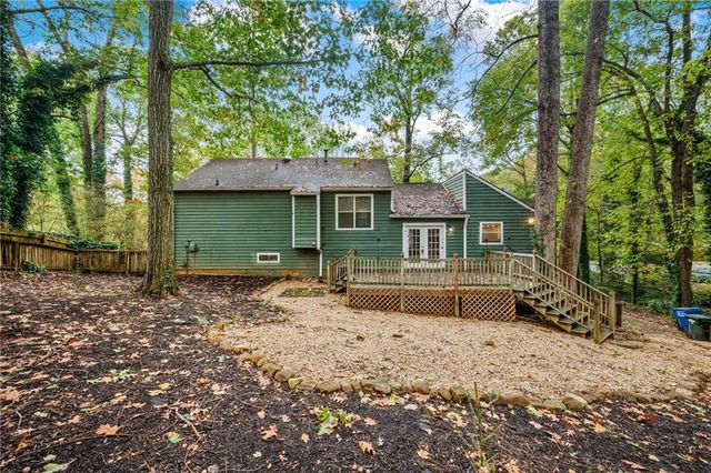 1850 Winding Creek SW Lane, Marietta, GA 30064